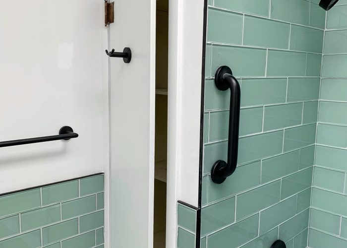 Workmans Corp - Bathroom Remodel Storage After